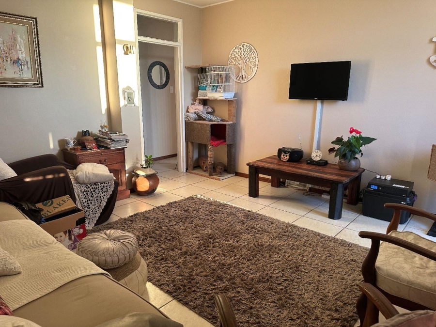 2 Bedroom Property for Sale in Chrismar Western Cape